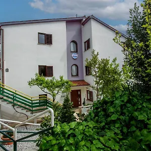 Iva , Pula Kroatien