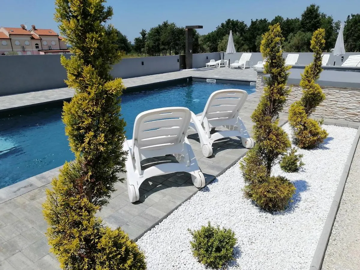 Apartment Camelia 0*, Porec