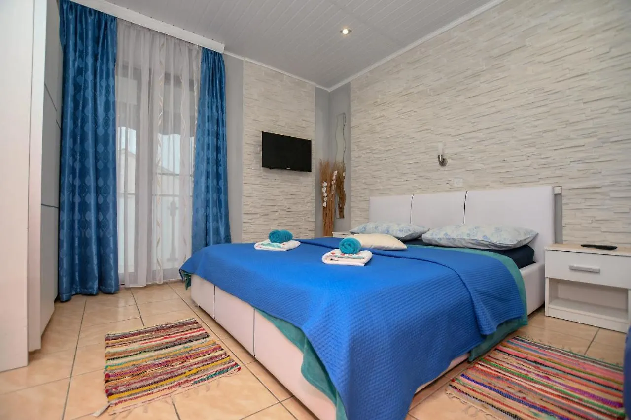 Apartment Camelia