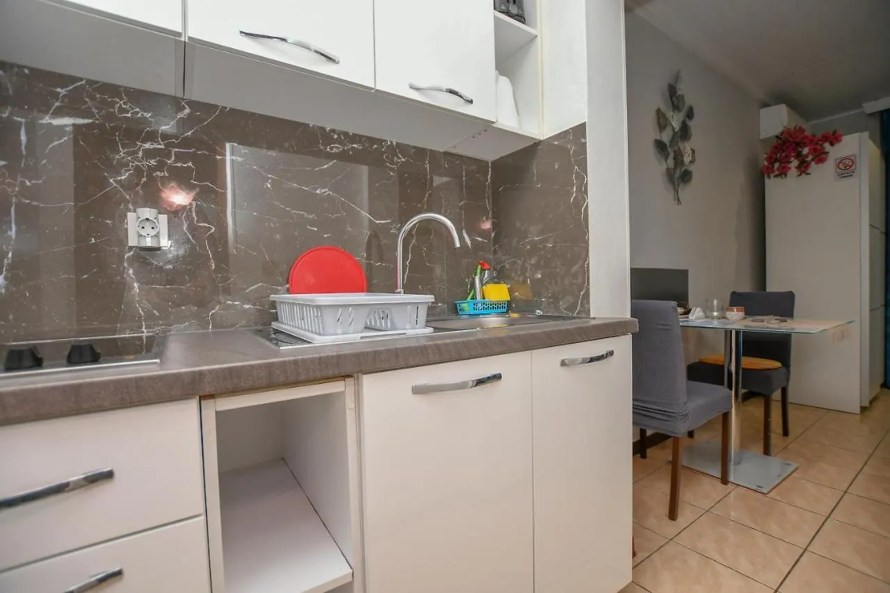 Apartment Camelia