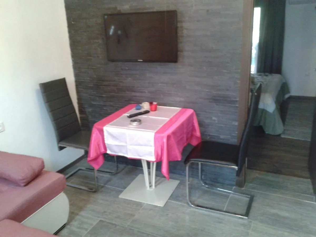 Apartment Camelia